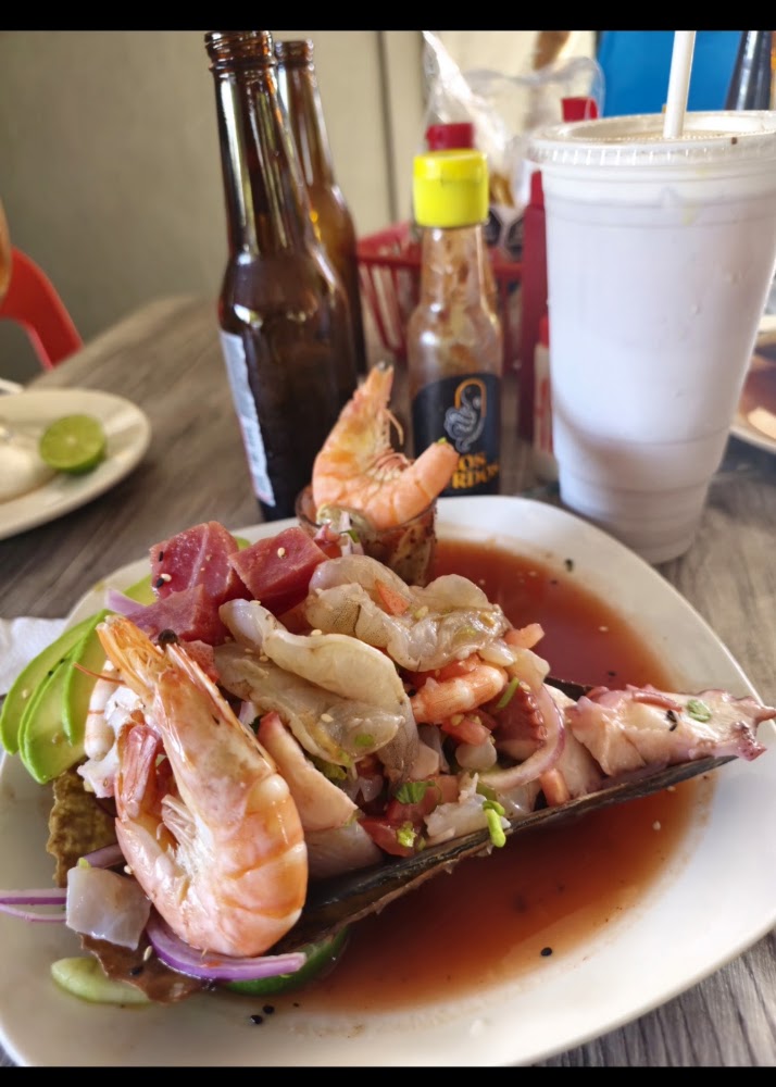 Mariscos Los Zurdos