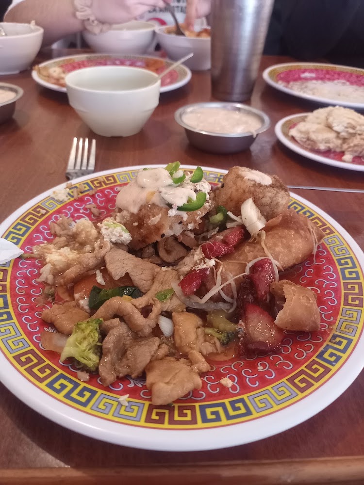 Dragón de Oro Comida China Cantonesa