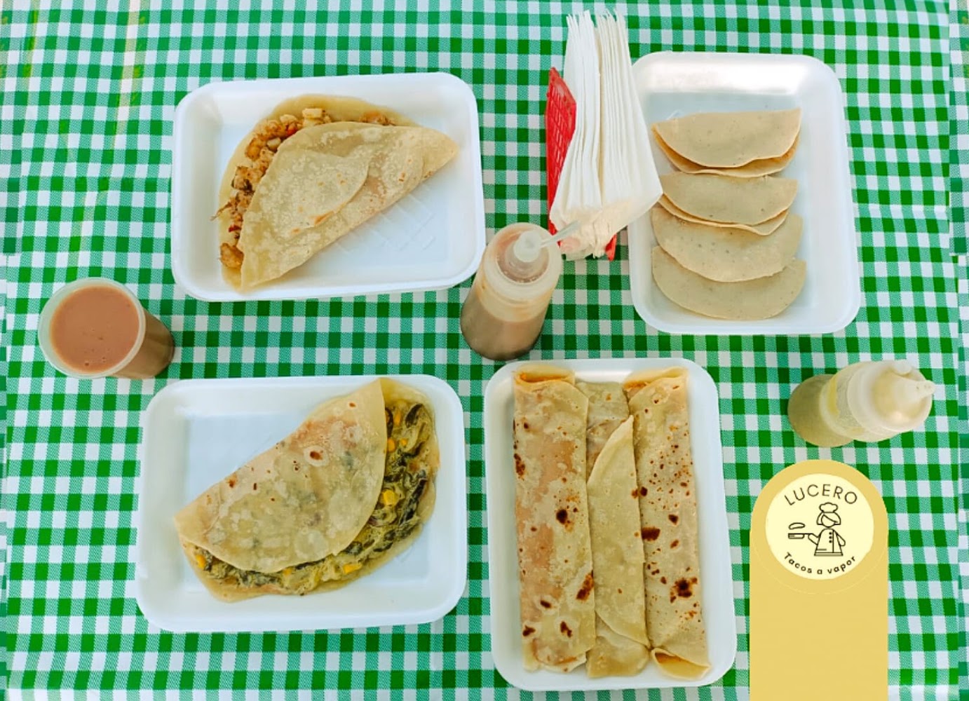 Tacos a Vapor Lucero