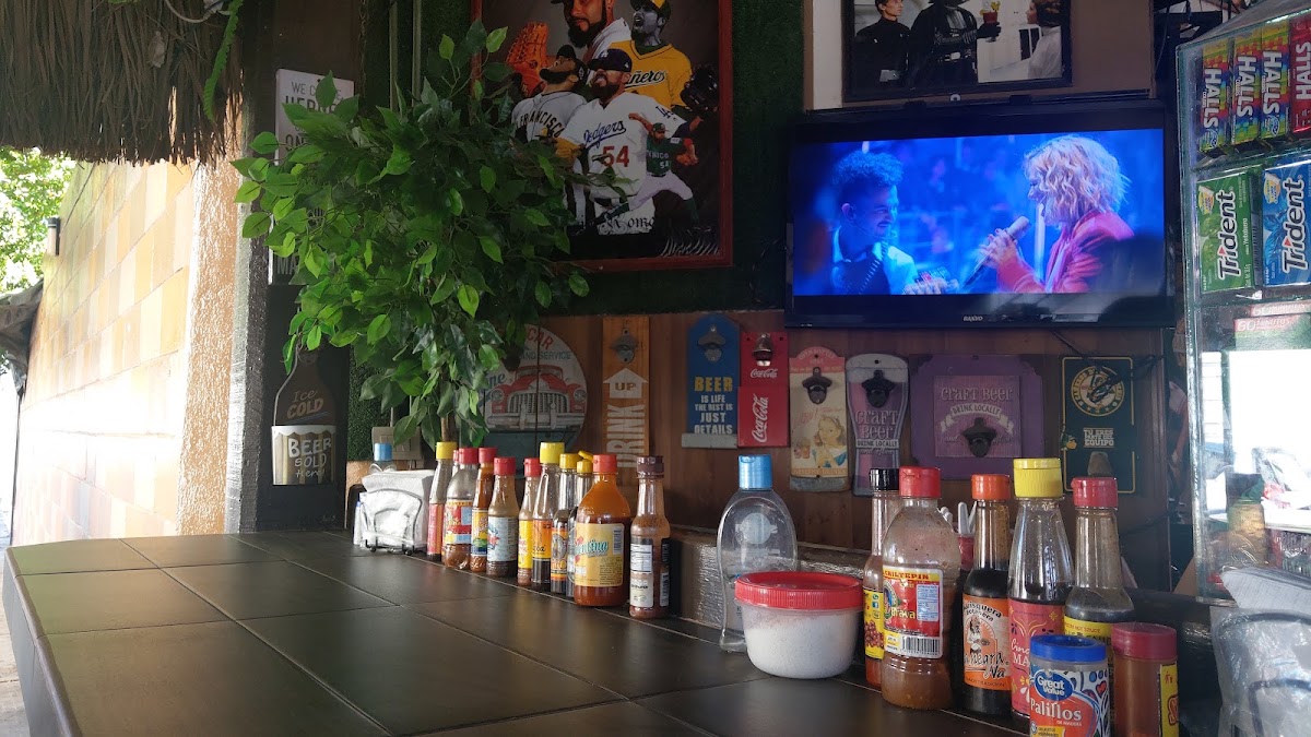 Mariscos El Brujo