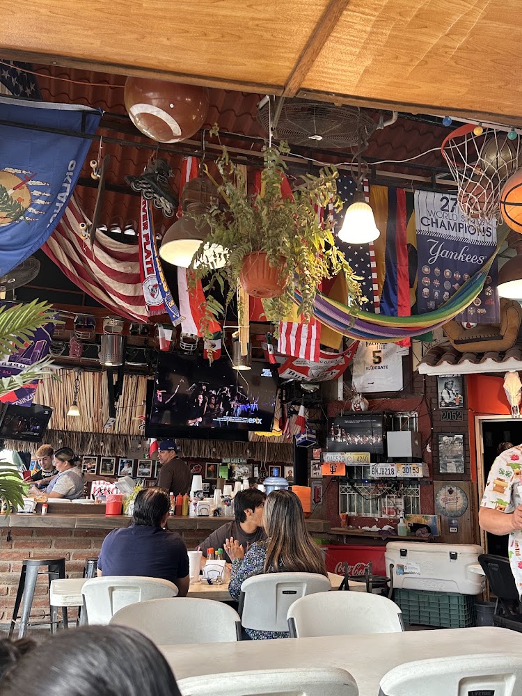 Mariscos El Brujo
