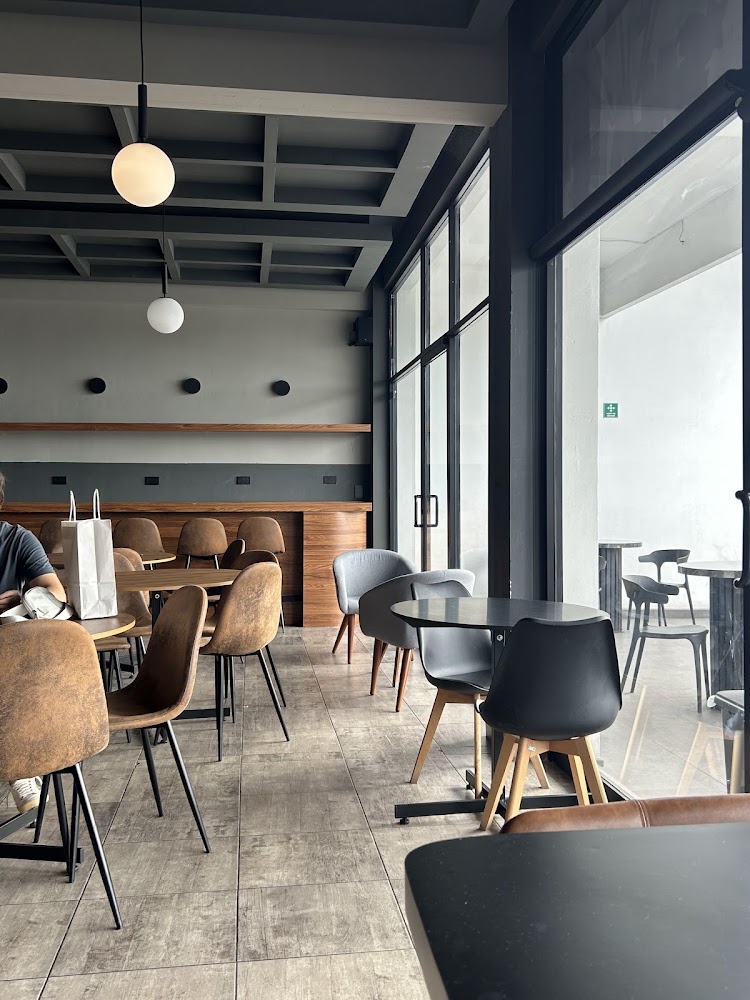 Seis tres 6 3 coffe & bakery