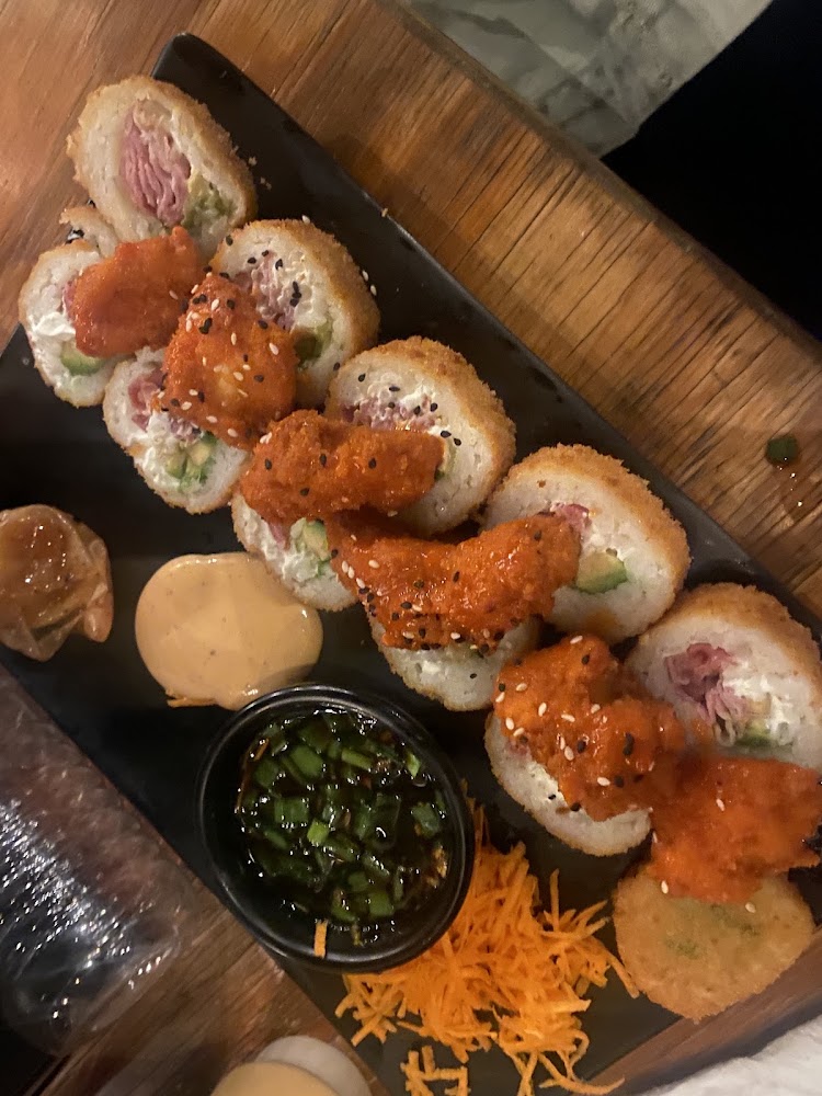 Chill House Sushi & Boneless