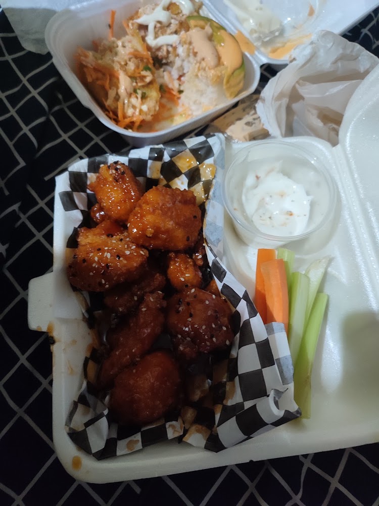 Chill House Sushi & Boneless