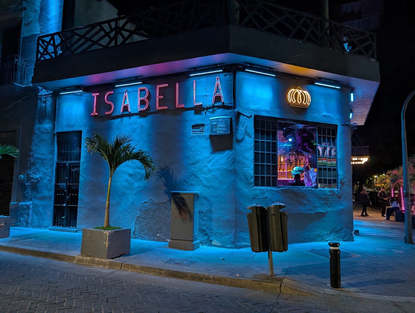 ISABELLA CLUB