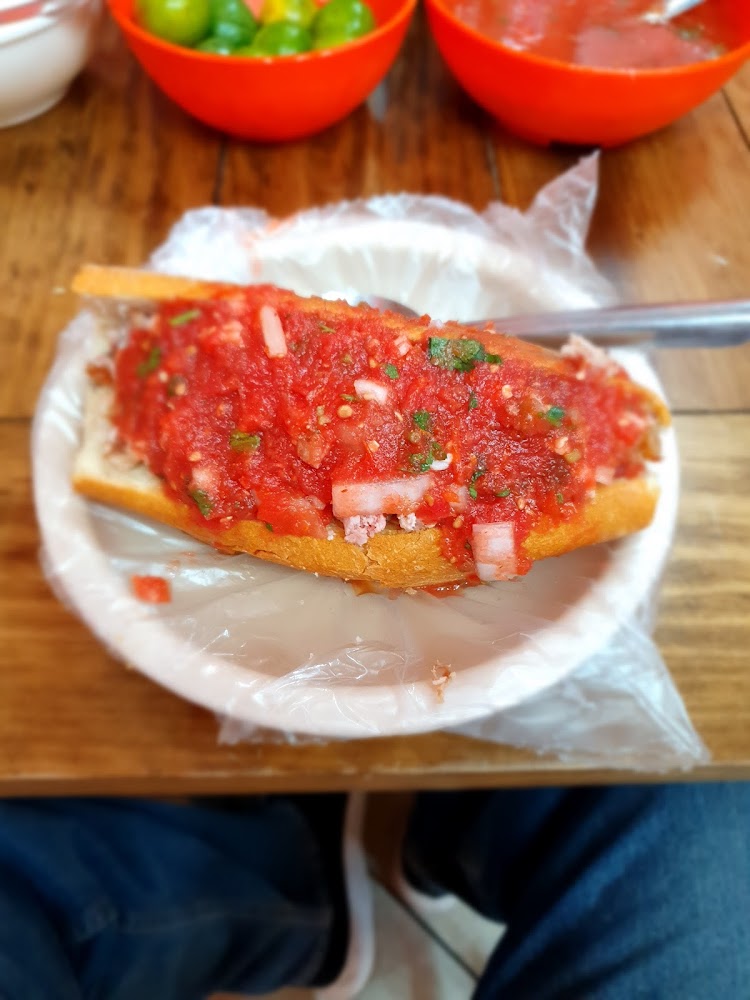 Tortas y Tacos Los Güeros
