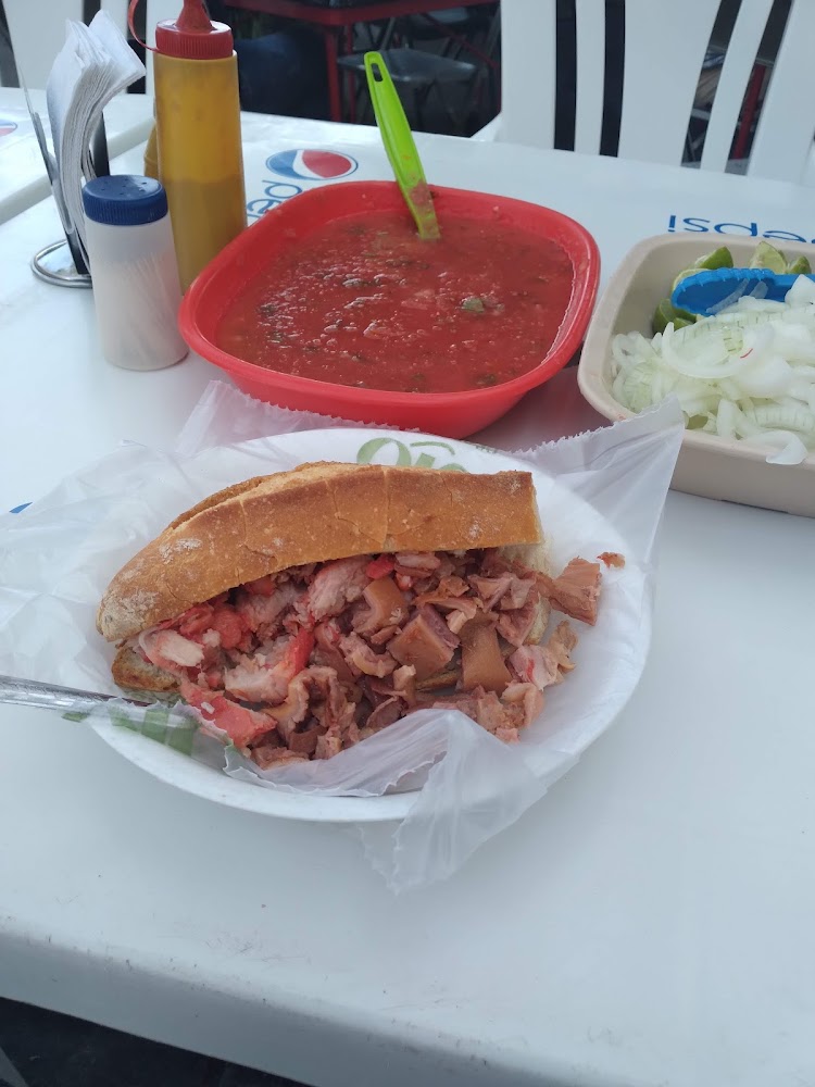 Tortas y Tacos Los Güeros