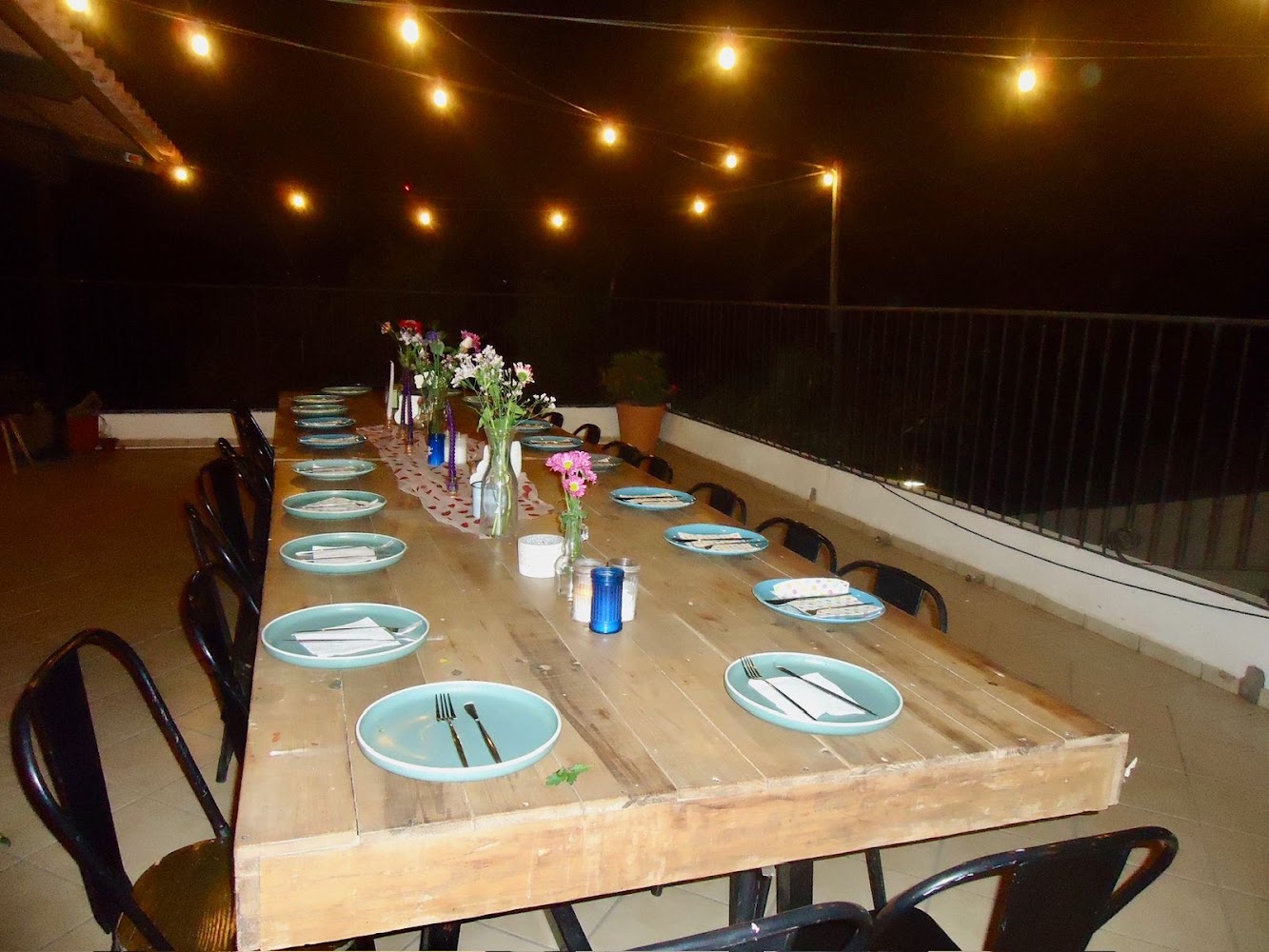 Teeca Rooftop ( Arte · café · Vino · Gastronomía )