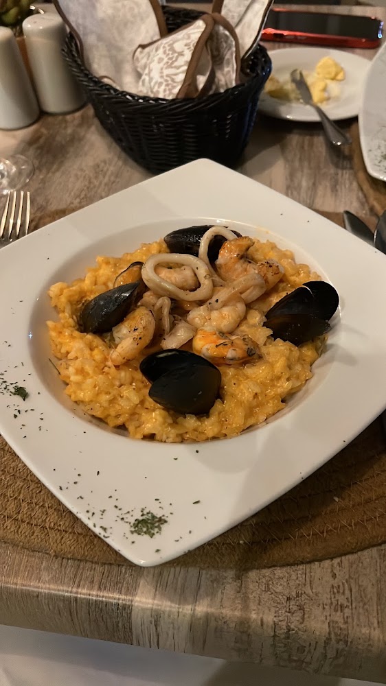 Alcazar Restaurant