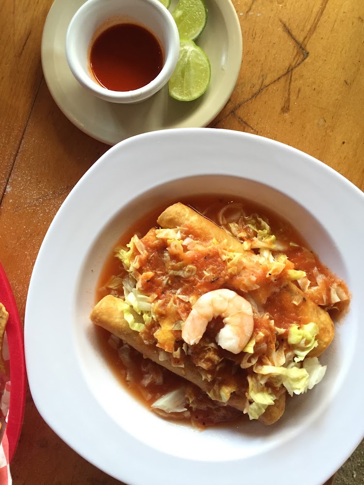 La Marisqueria & Grill