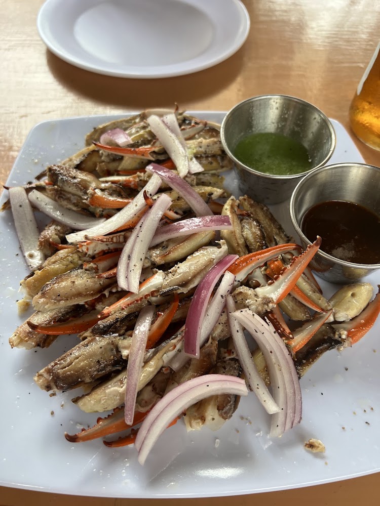 La Marisqueria & Grill