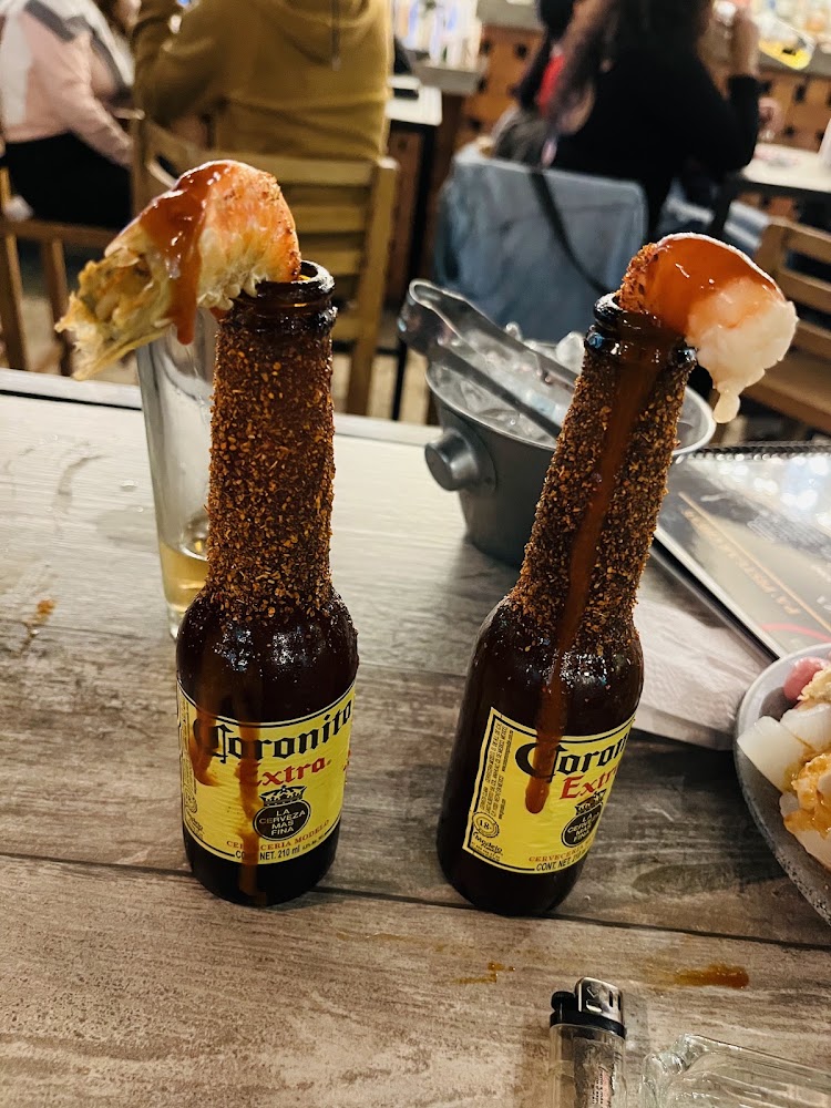 Mariachelita Cantina
