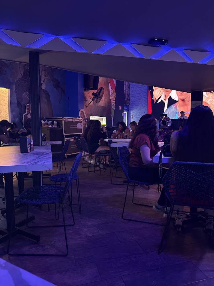 La Incondicional Cantina Country