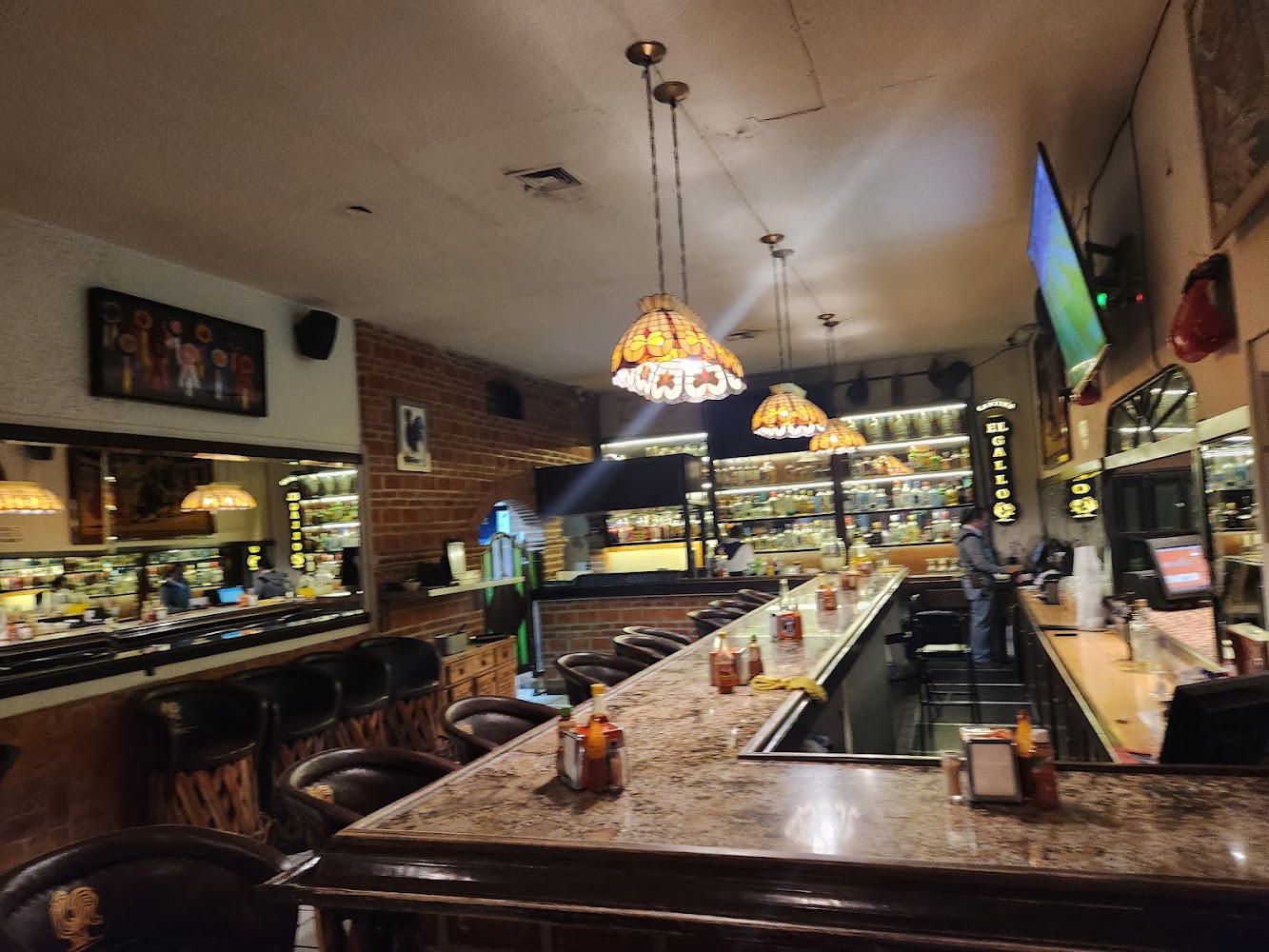 El Gallo Cantina