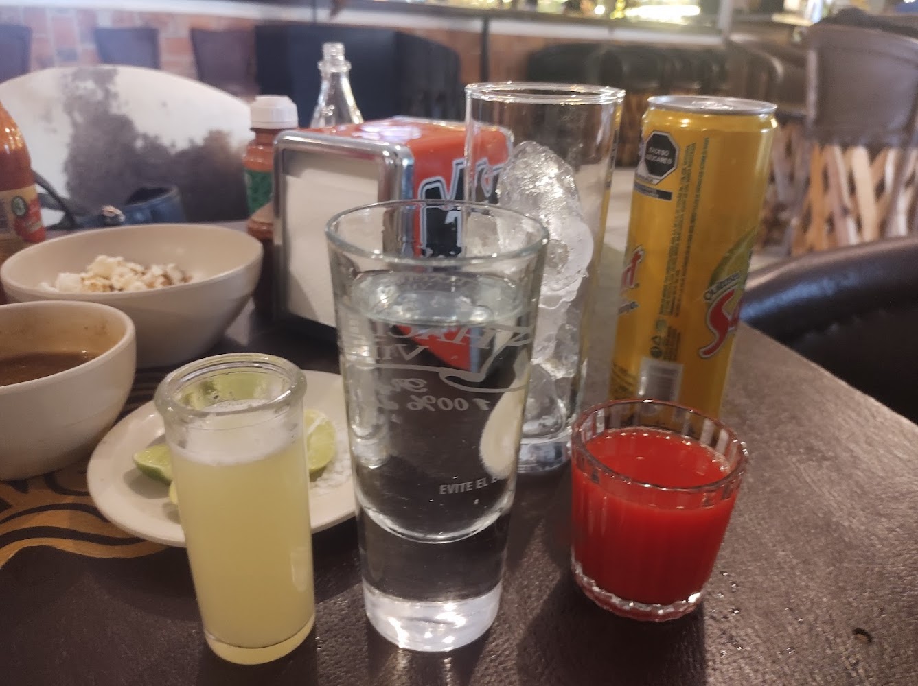 El Gallo Cantina