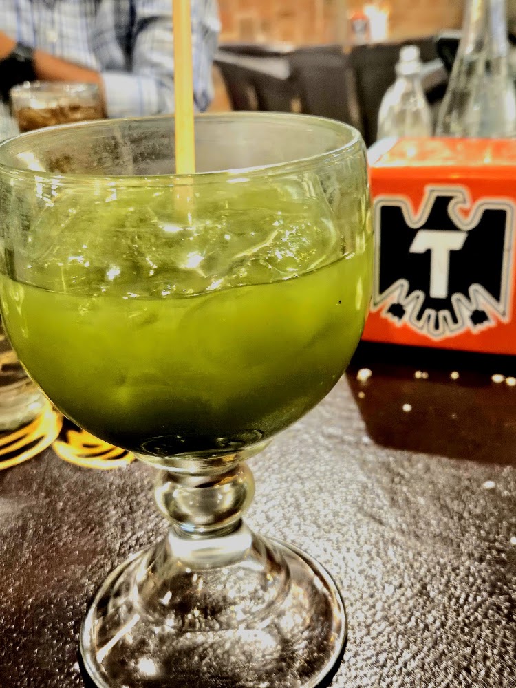 El Gallo Cantina