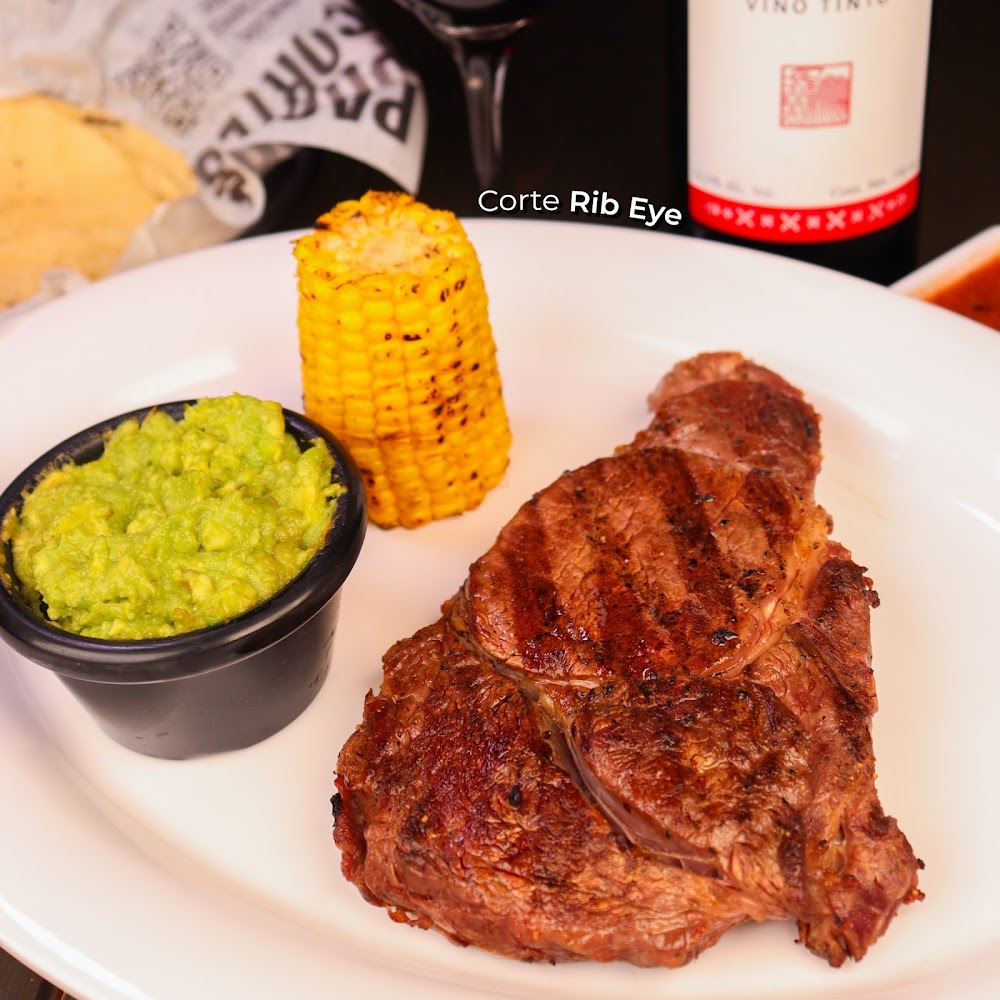 Los Cortes AFZ. Smoked Brisket, Steaks & Drinks "Plaza Carolinas"