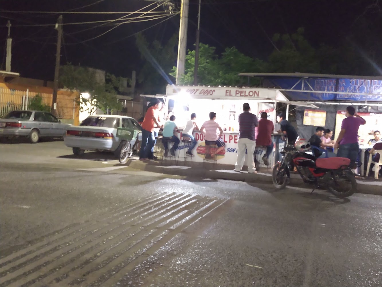 Hot Dogs El Pelon