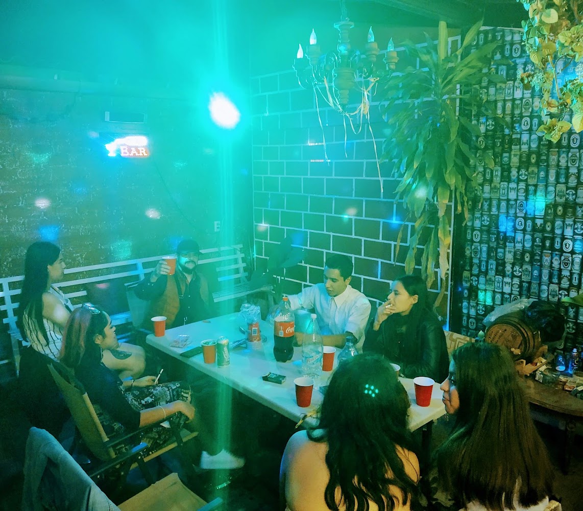 Terraza Roca Mariachi Bar