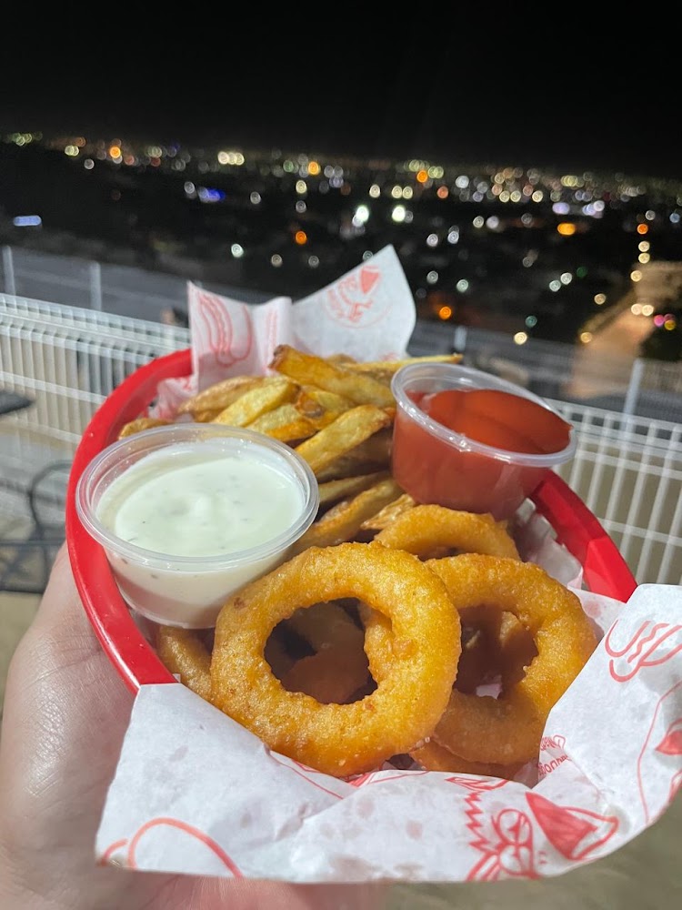 Mad Dogos Hotdogs Burgers Boneless & Wings