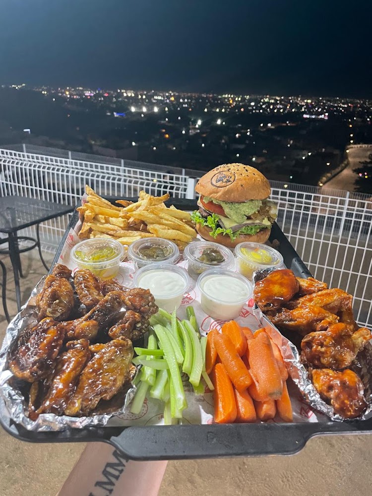 Mad Dogos Hotdogs Burgers Boneless & Wings