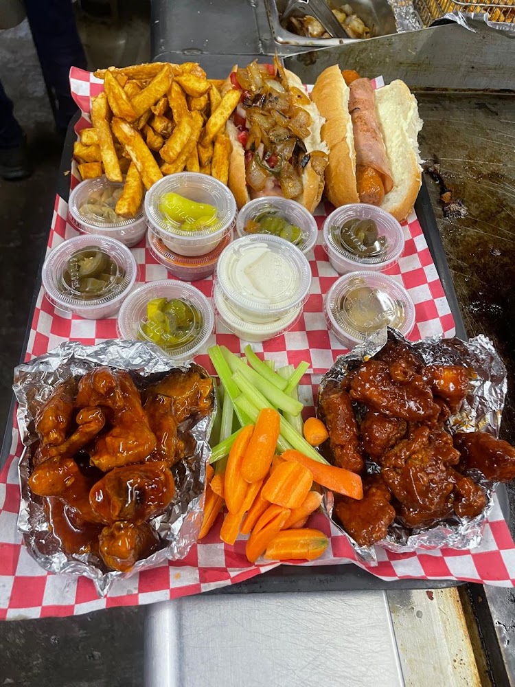 Mad Dogos Hotdogs Burgers Boneless & Wings