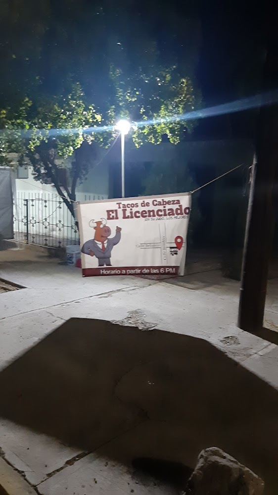 Tacos de cabeza el licenciado