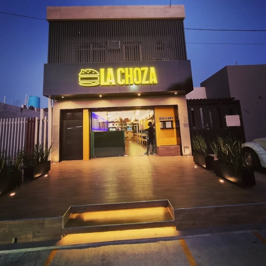 La Choza Burgers & More