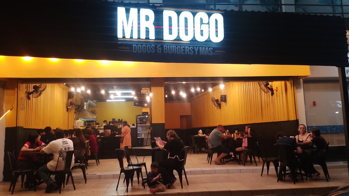 Mr.Dogo Villa Universidad