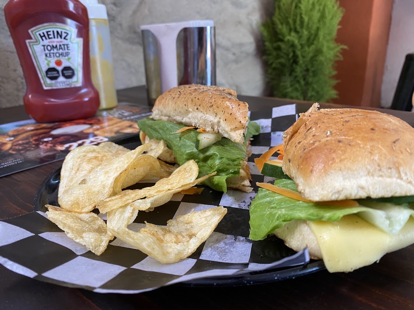 HAMBURGESAS | Sultana Burger