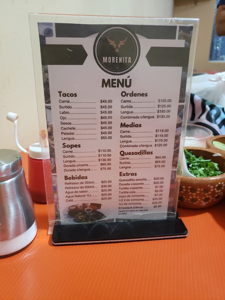 LA MORENITA CABEZA EN SU JUGO
