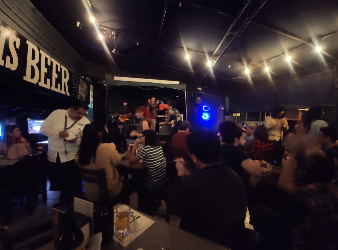 Kelly's Gasoline Alley bar n Restaurante