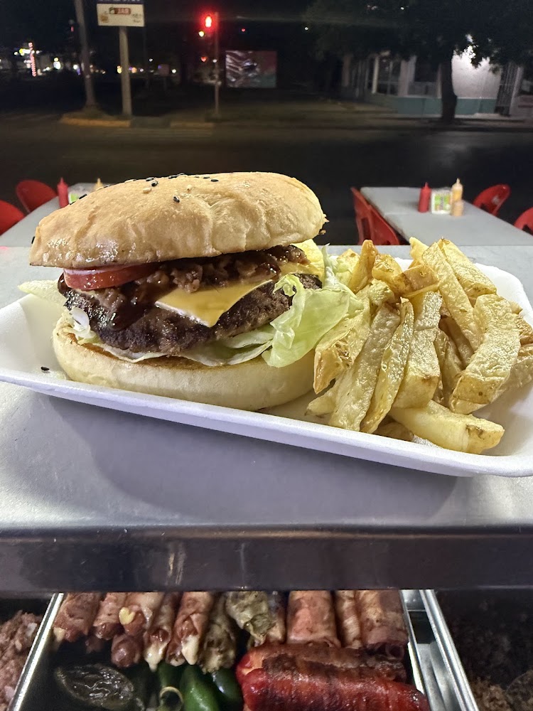 Hot Dog y Hamburguesas El Chino Del Chinal
