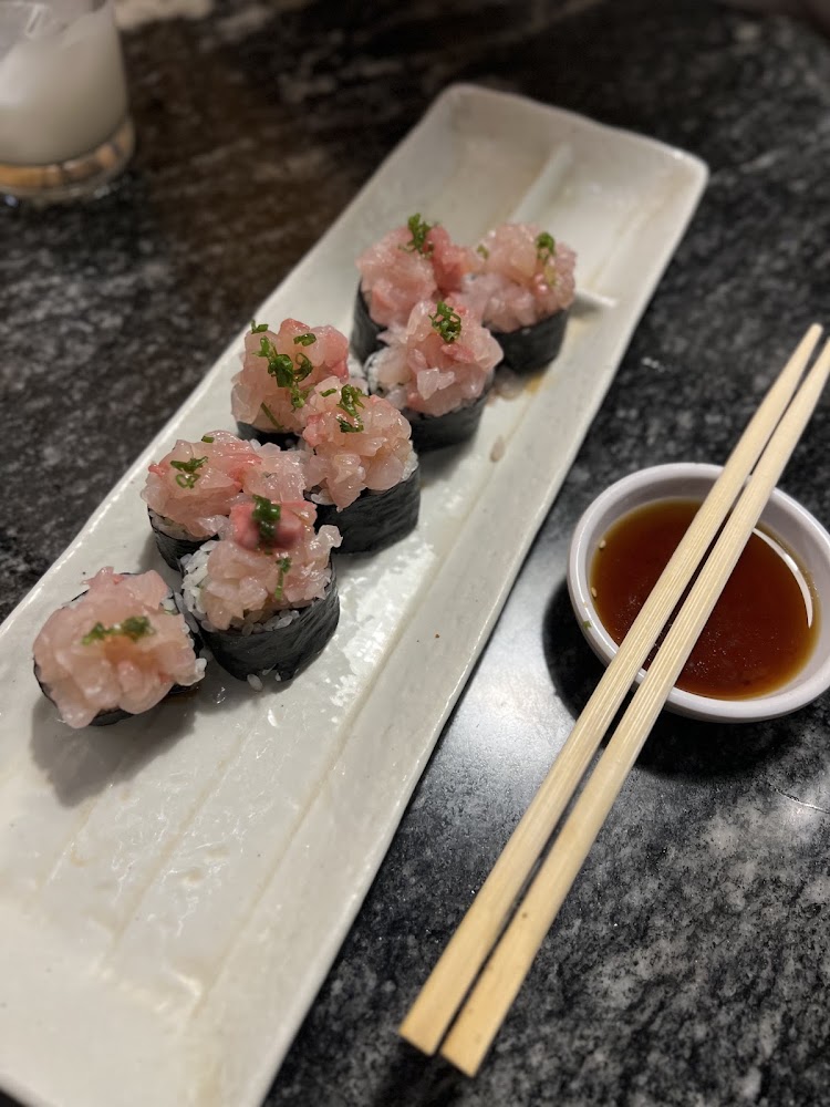 MOMA SUSHI TERRANOVA