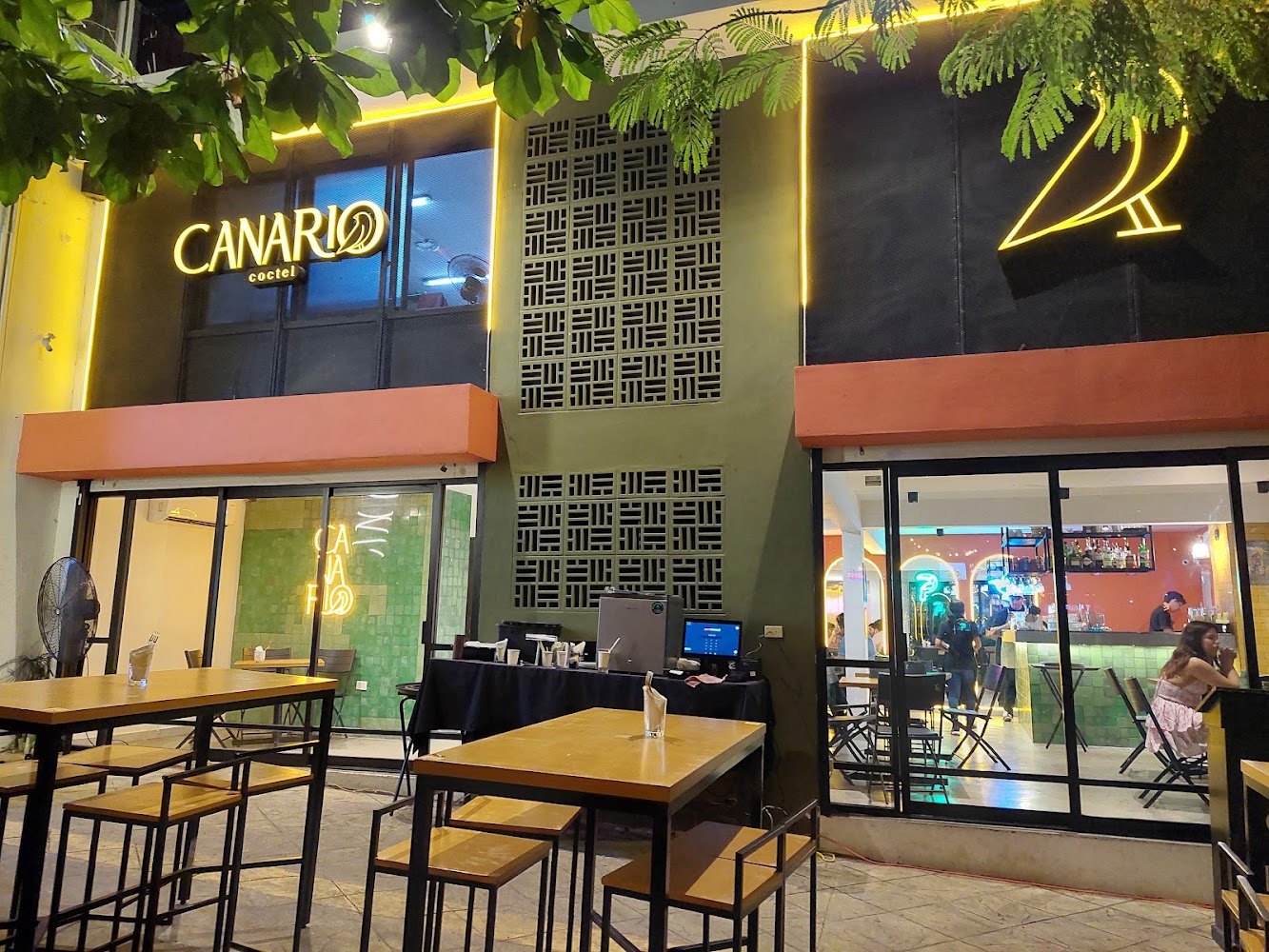 Canario Coctel
