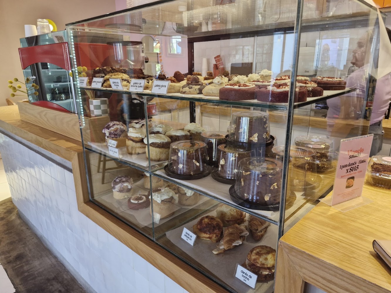 Vianelo Repostería y Café