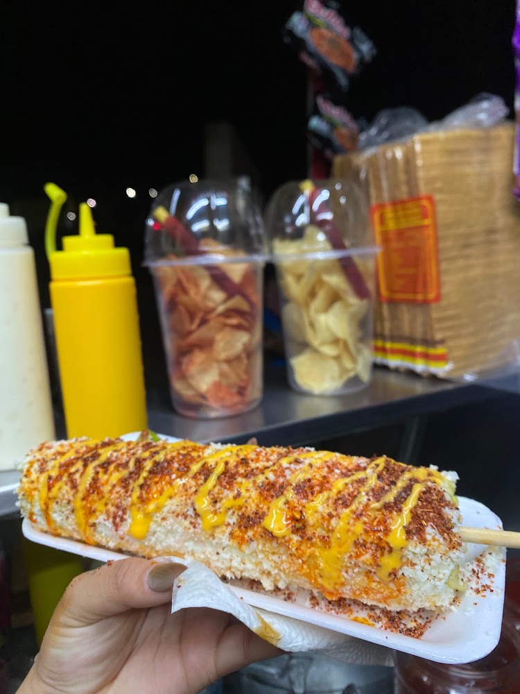 Elotes y Banderillas Ebenezer